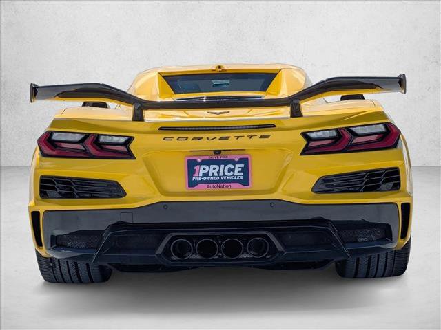 Used 2025 Chevrolet Corvette Z06 w/ Z07 Performance Package RWD image 7