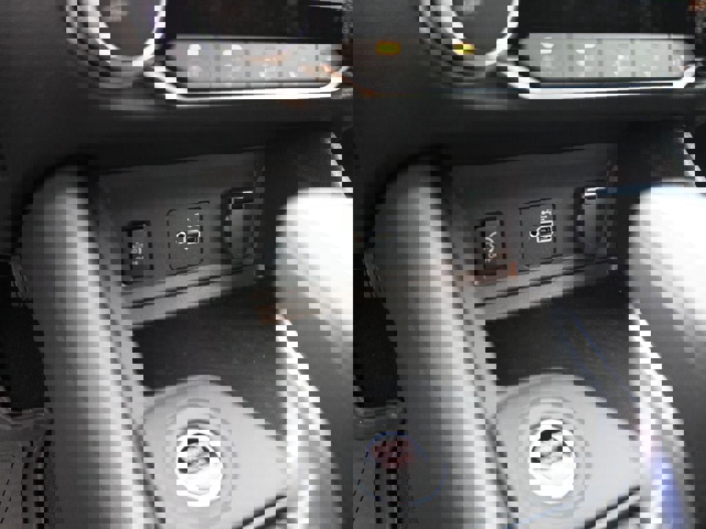 Used 2025 Nissan Sentra S image 20