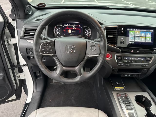 Used 2024 Honda Passport EX-L image 13
