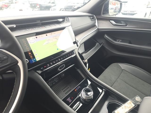 New 2026 Jeep Grand Cherokee Laredo image 25