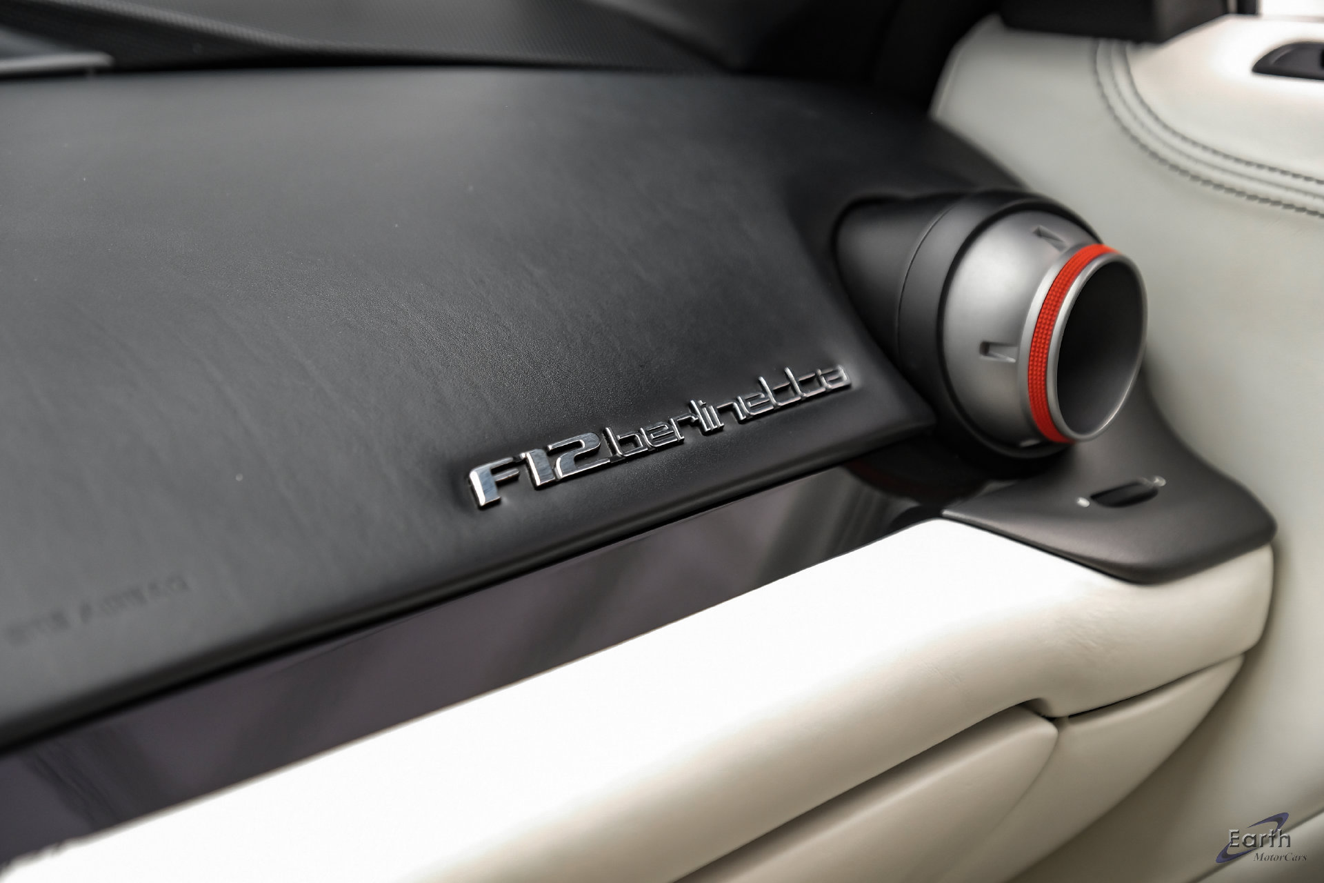 Used 2014 Ferrari F12 Berlinetta RWD image 91