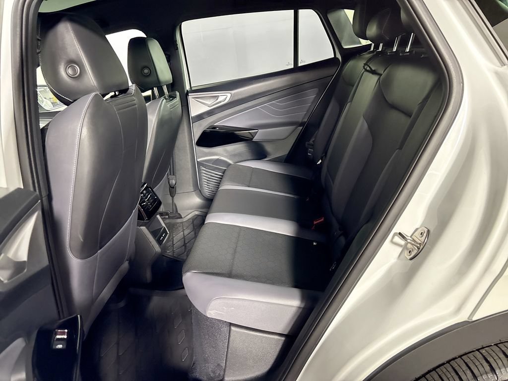 Certified 2023 Volkswagen ID.4 Pro S AWD/4WD image 22