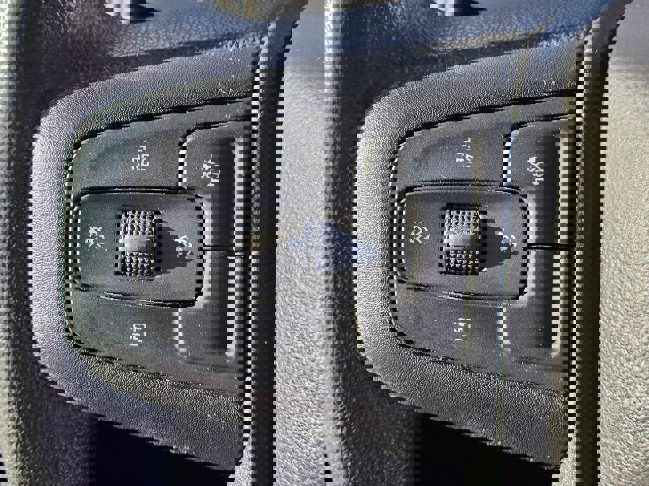 Used 2024 GMC Sierra 1500 Pro w/ Graphite Edition image 19