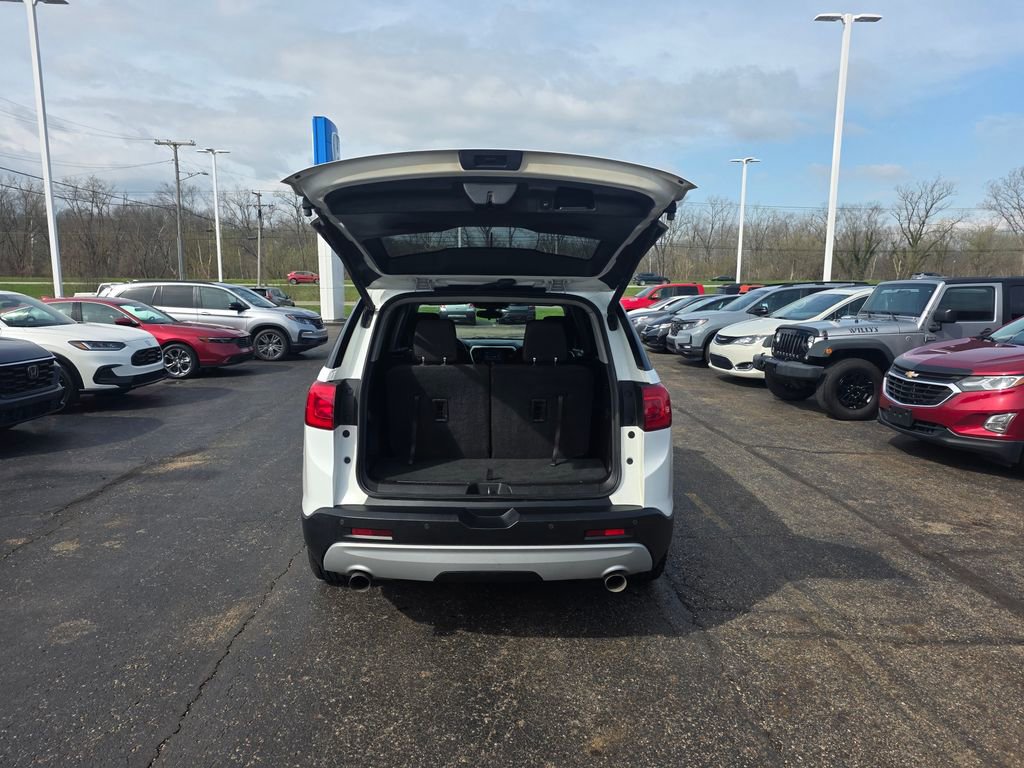 Used 2018 GMC Acadia SLE w/ Driver Alert Package I image 13