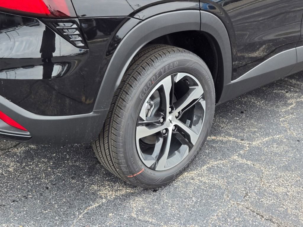 New 2026 Chevrolet Trax RS w/ Sunroof Package image 10