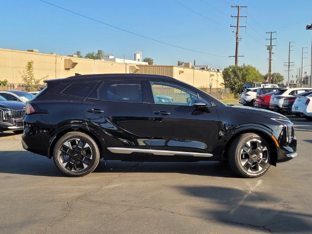New 2026 Kia Sportage SX FWD image 4