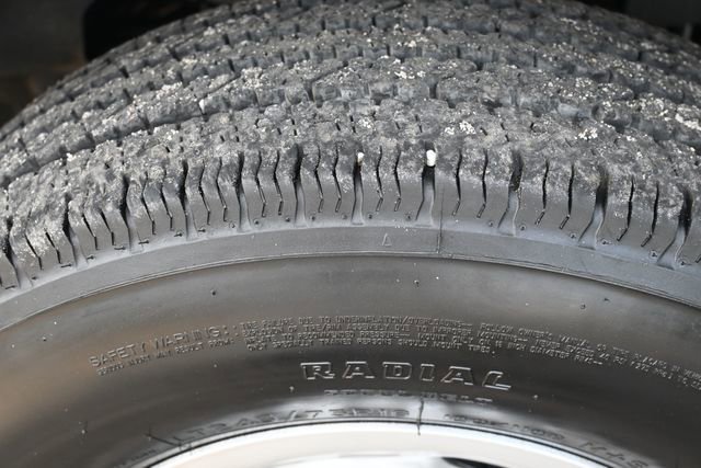 Used 2024 Chevrolet Express 2500 w/ Driver Convenience Package image 28