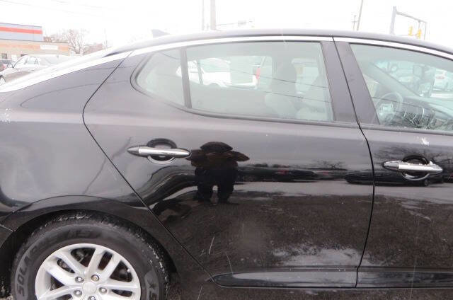 Used 2013 Kia Optima LX image 40