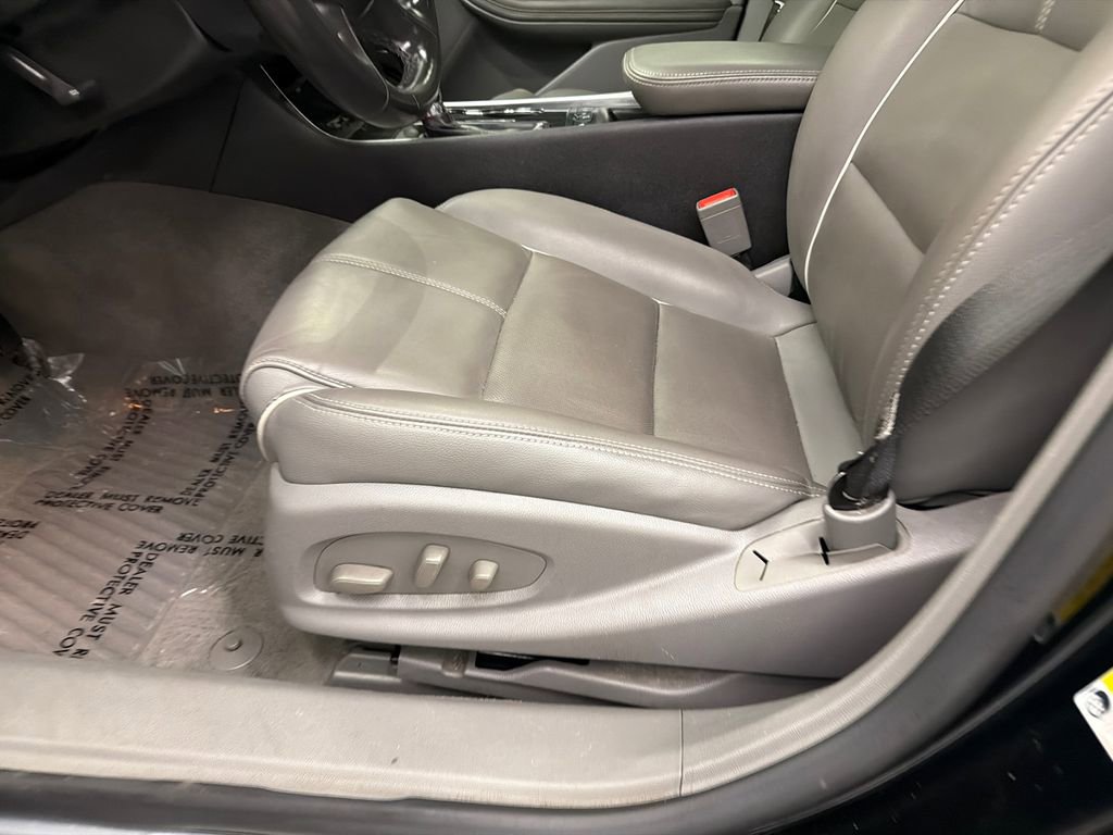 Used 2018 Chevrolet Impala Premier FWD image 10