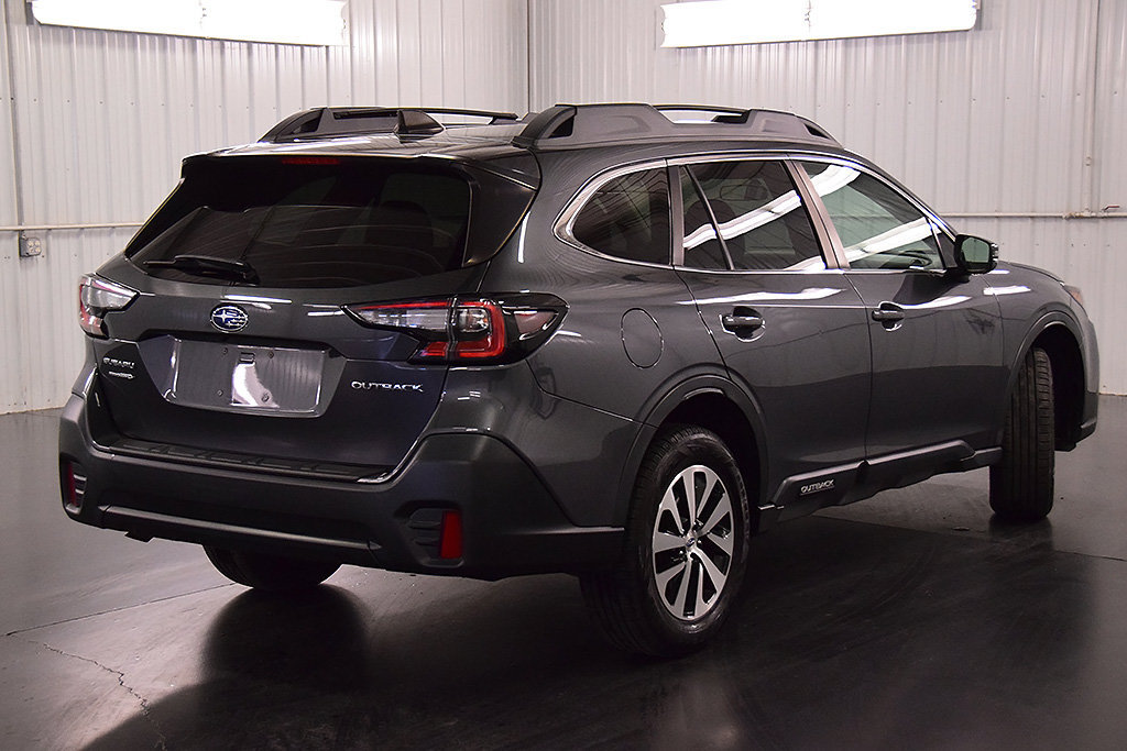 Used 2022 Subaru Outback Premium AWD/4WD image 7
