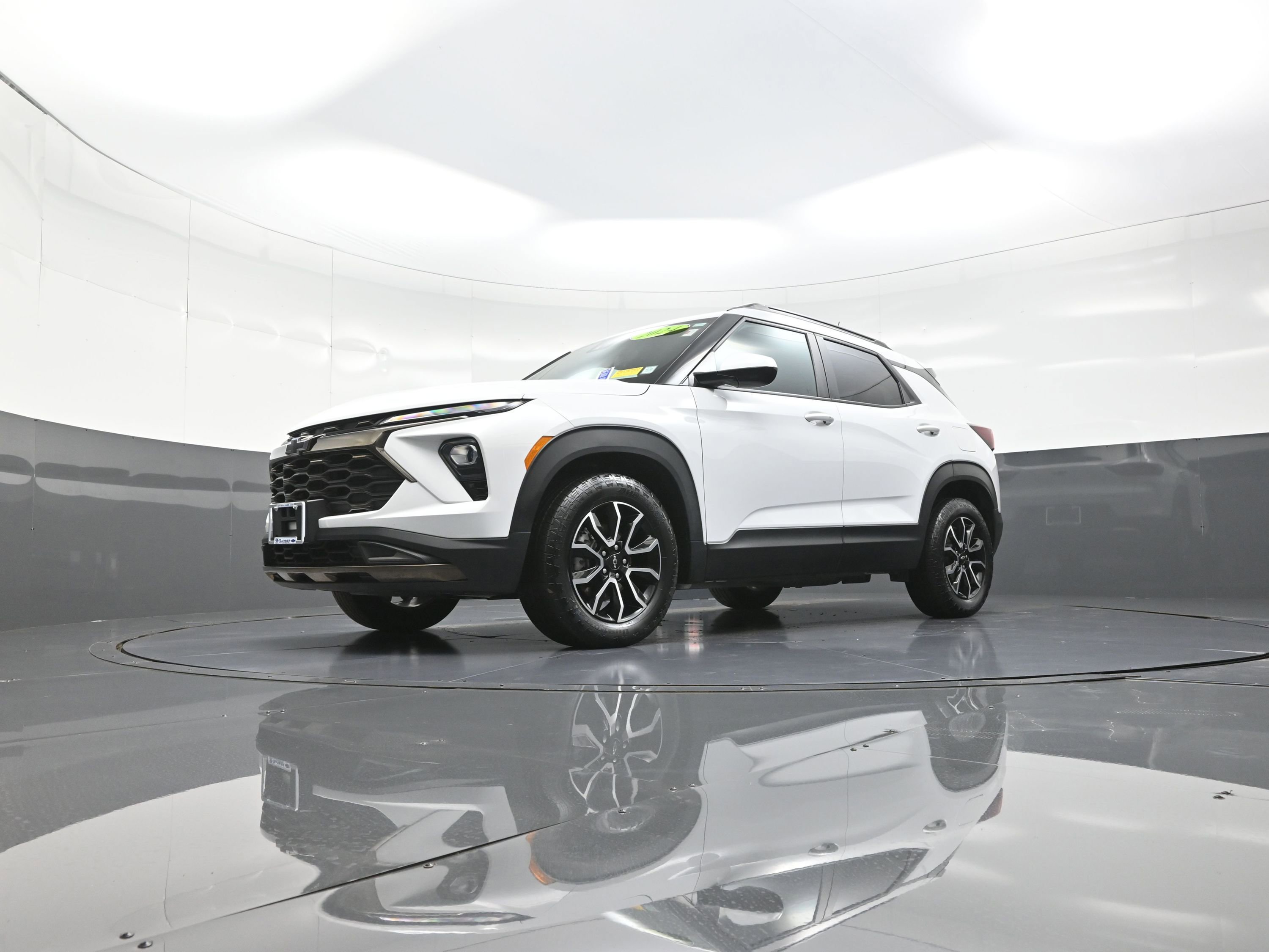 Used 2024 Chevrolet TrailBlazer ACTIV image 11