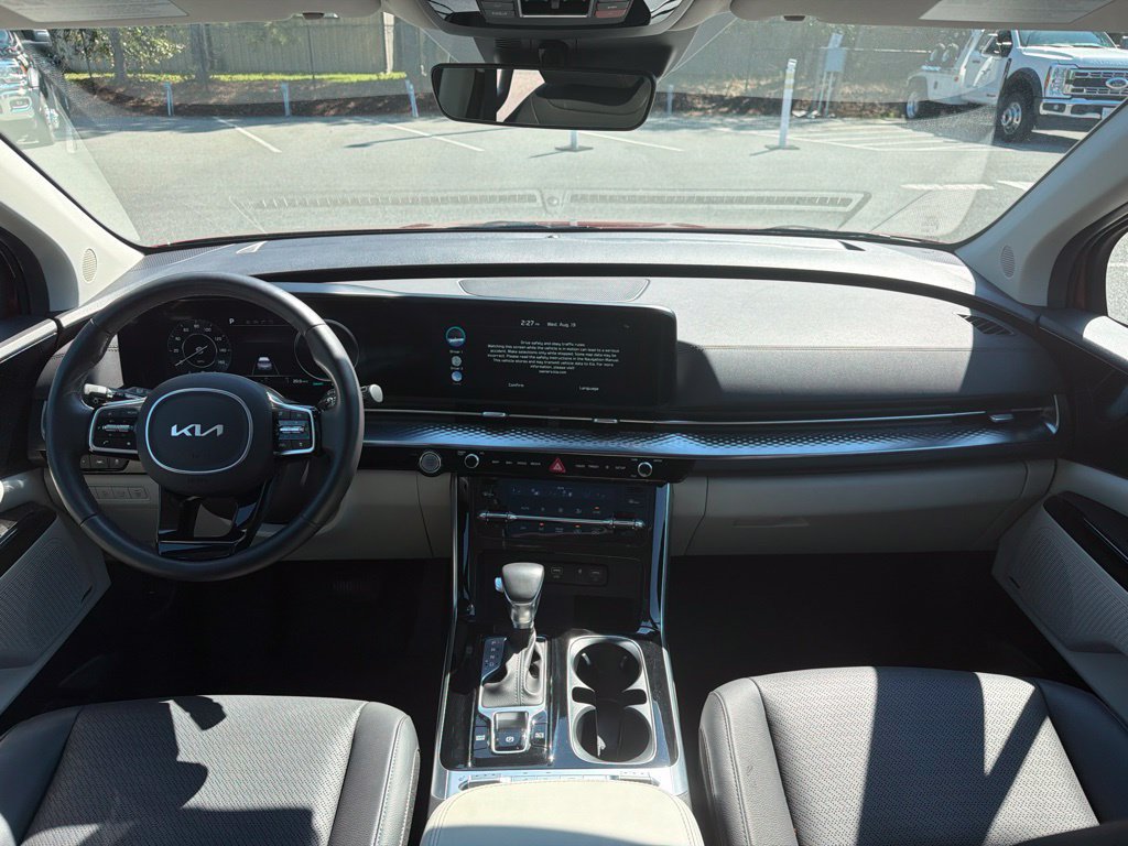Used 2024 Kia Carnival SX Prestige FWD image 8