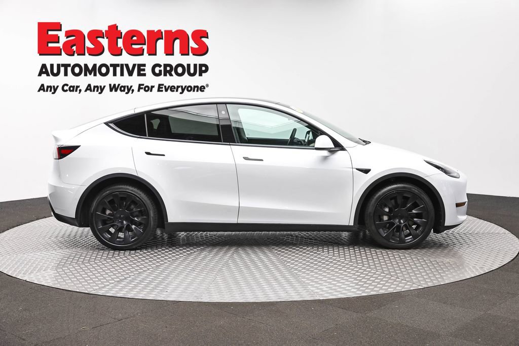 Used 2021 Tesla Model Y Long Range AWD/4WD image 4
