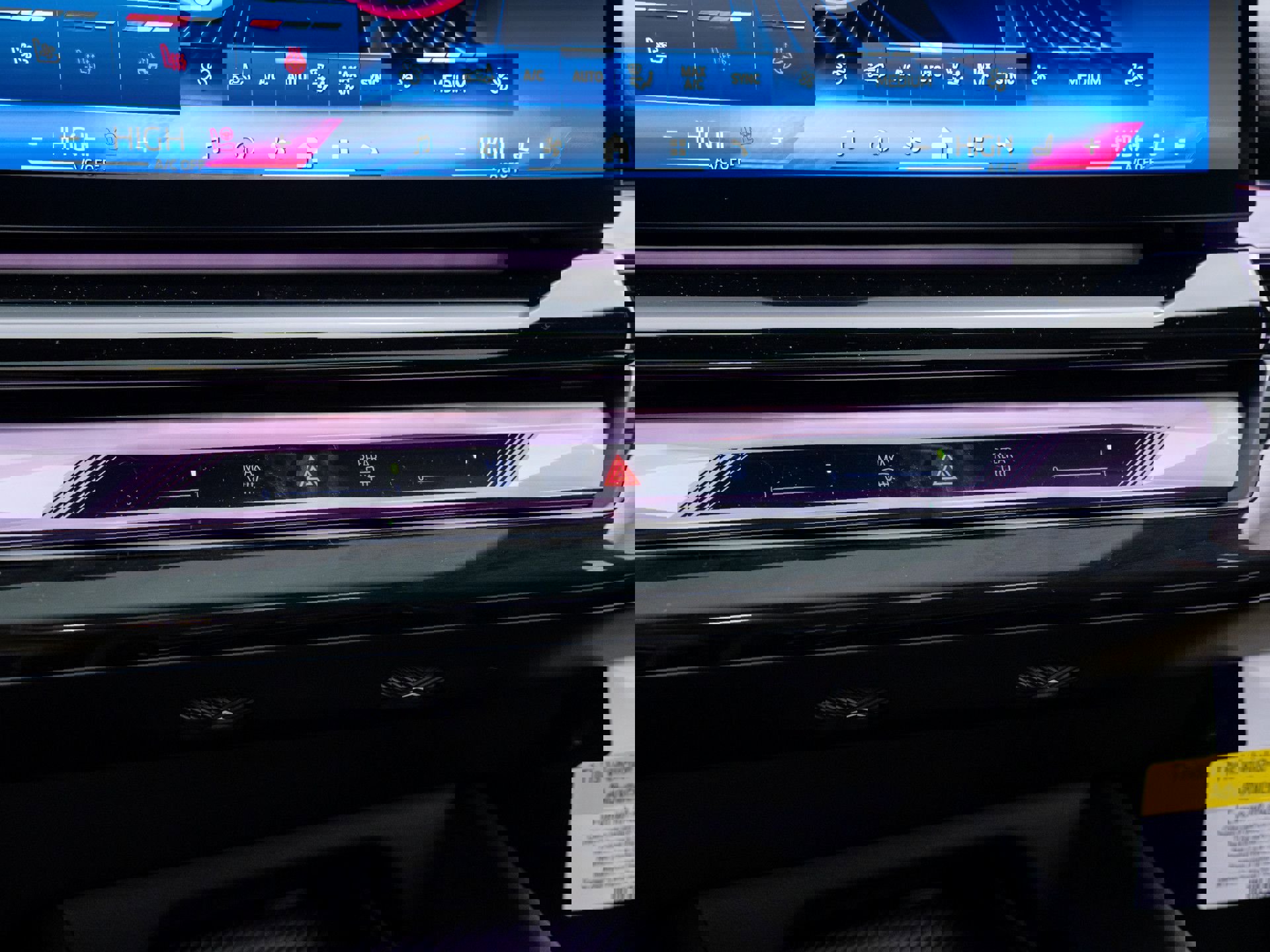 New 2026 BMW 530i xDrive w/ M Sport Package image 30