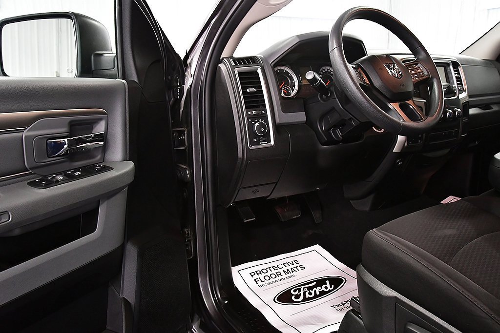 Used 2020 RAM 1500 Classic Warlock image 16