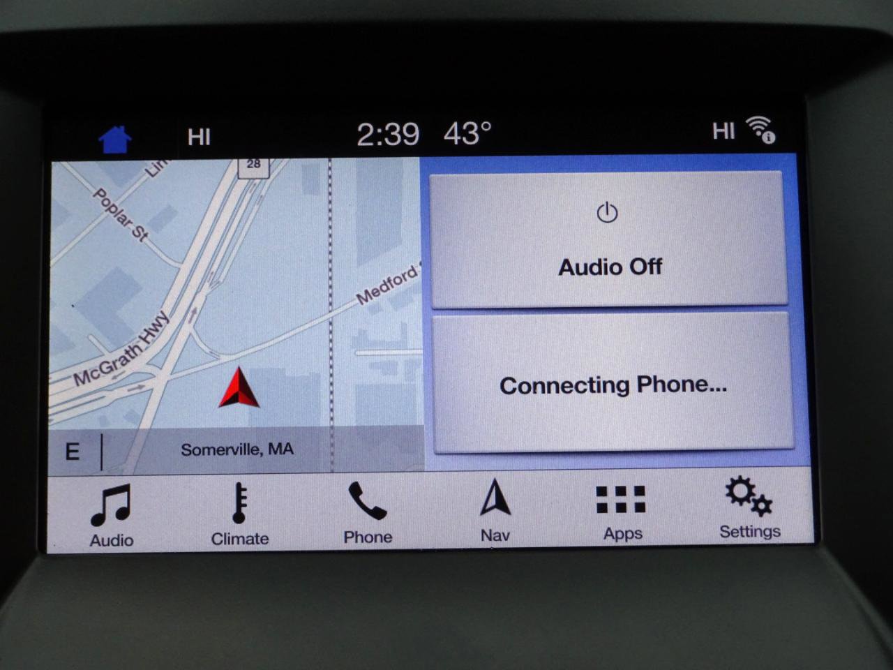 Used 2019 Ford Edge Titanium image 18