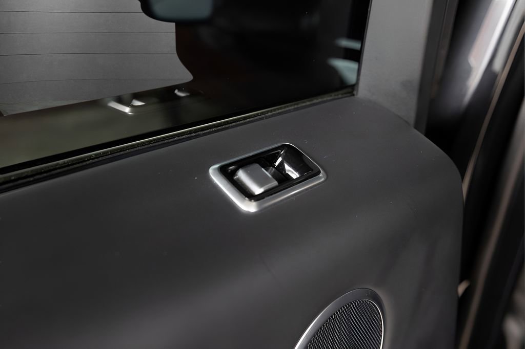 Used 2020 Land Rover Range Rover Sport HSE Dynamic image 57