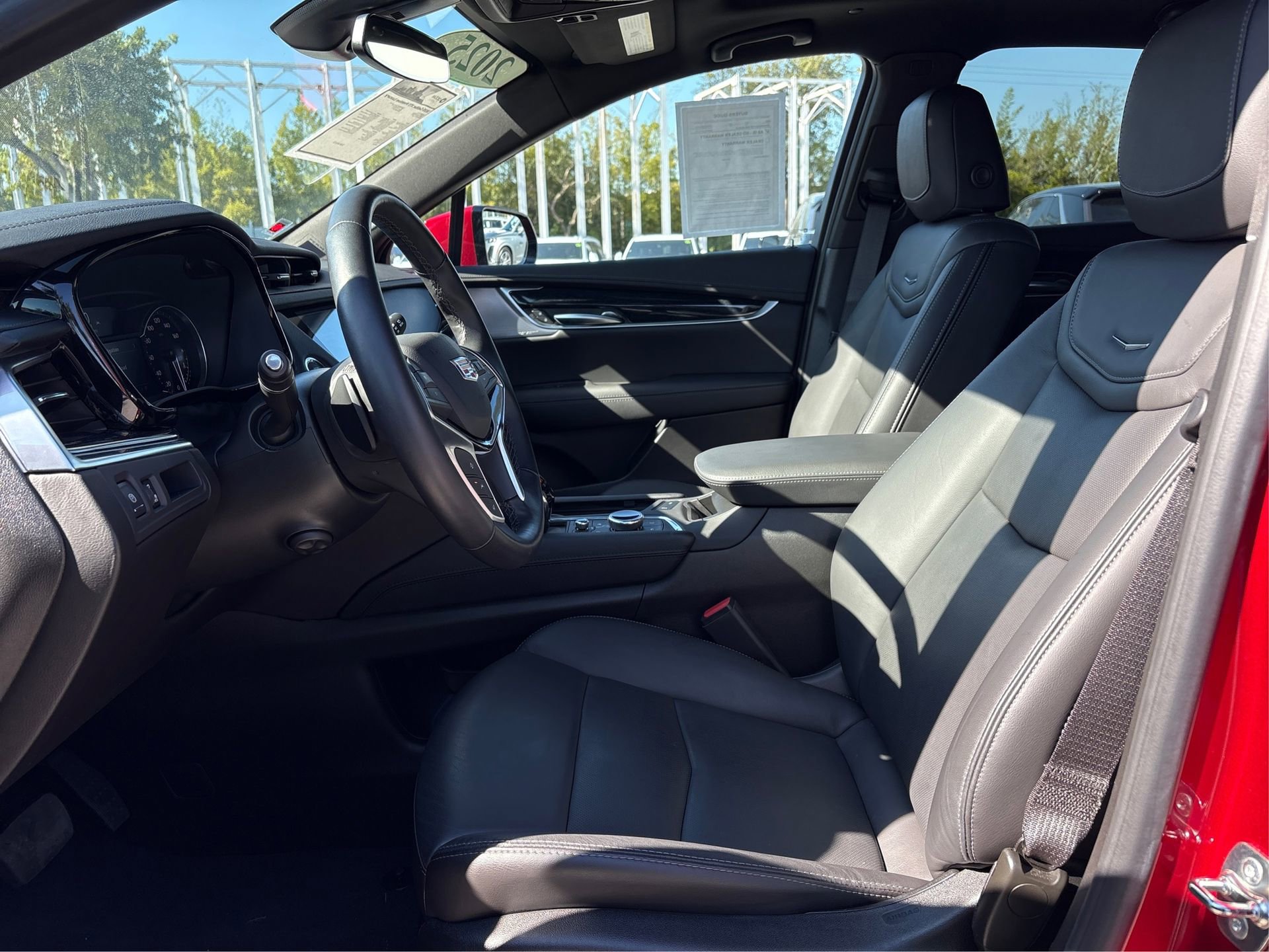 New 2025 Cadillac XT5 Premium Luxury image 9