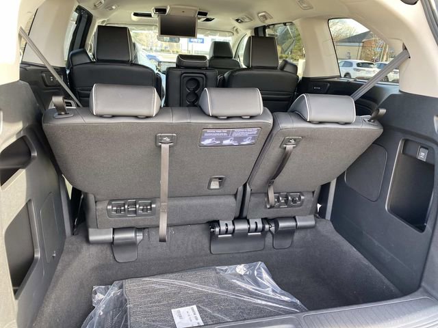 New 2026 Honda Odyssey Touring image 5