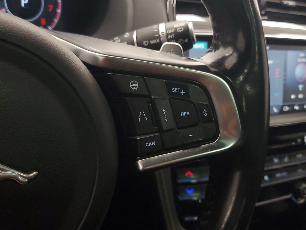 Used 2019 Jaguar F-PACE S AWD/4WD image 14