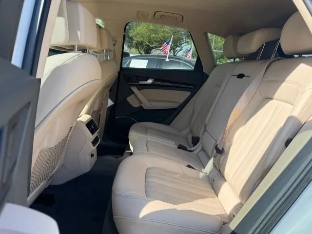 Used 2019 Audi Q5 2.0T Premium AWD/4WD image 18