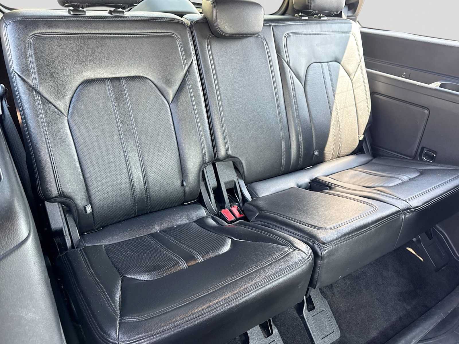Used 2018 Ford Expedition Limited AWD/4WD image 20
