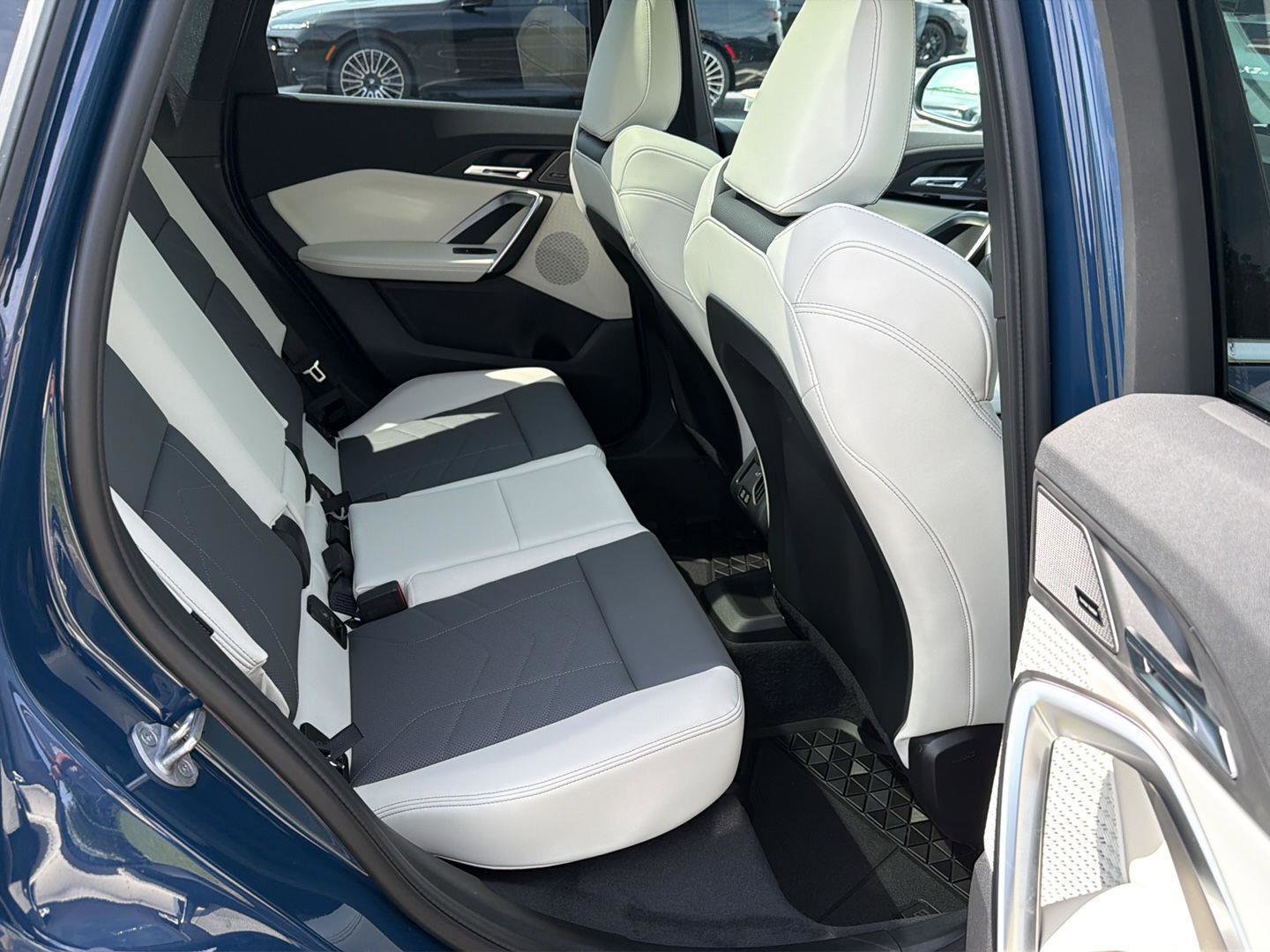 New 2026 BMW X1 xDrive28i w/ Technology Package AWD/4WD image 12