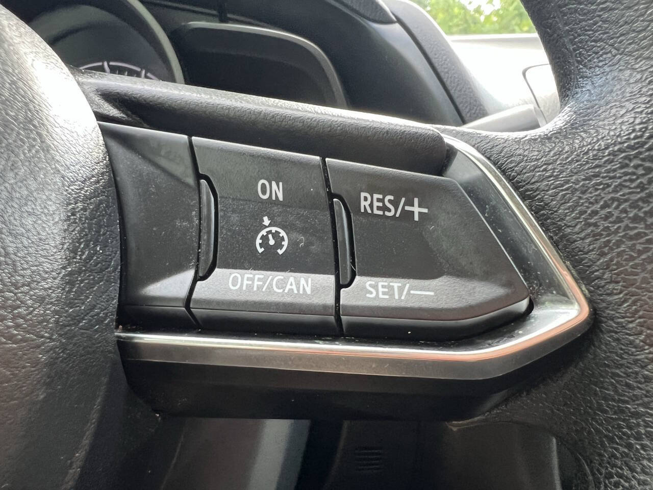 Used 2017 MAZDA MAZDA3 Sport FWD image 15