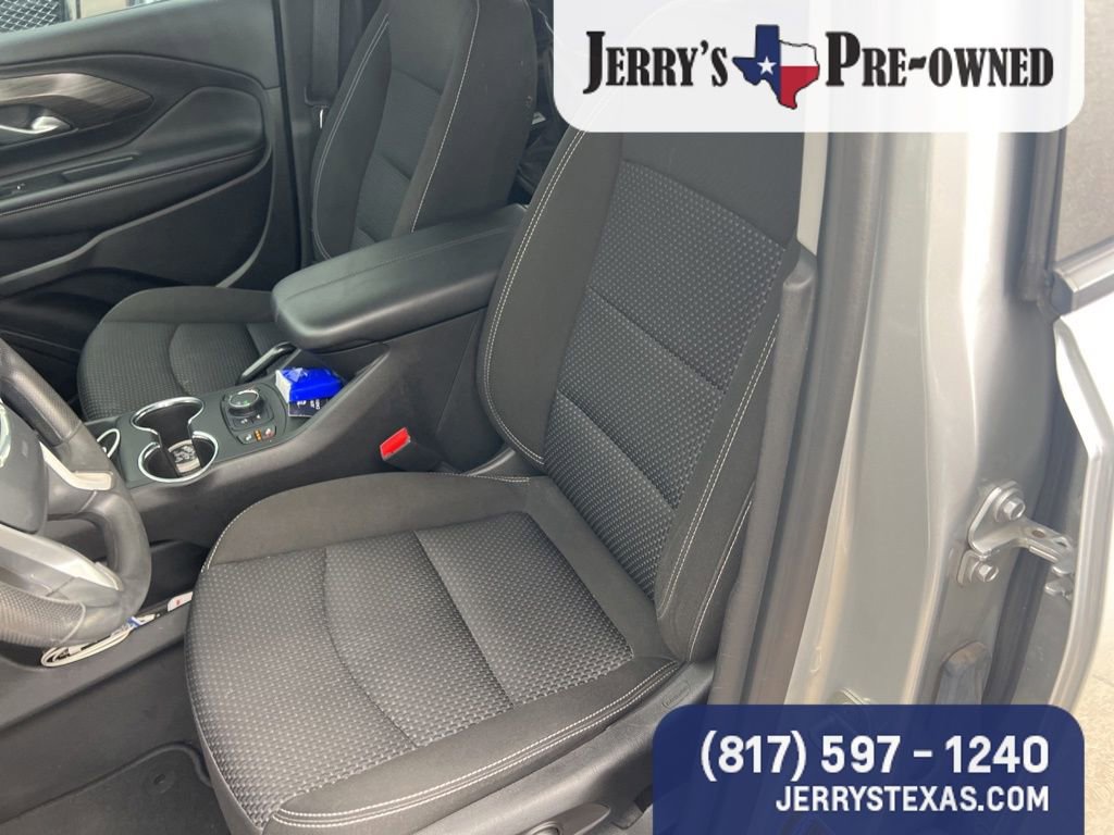 Used 2022 GMC Terrain SLE w/ Driver Convenience Package image 9