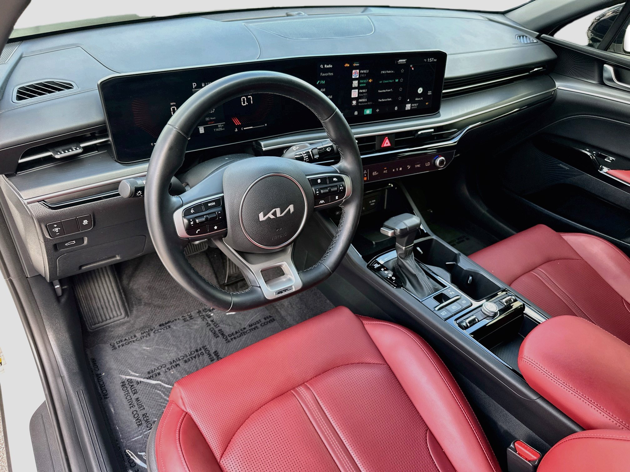 Used 2025 Kia K5 GT-Line w/ GT-Line Premium Package FWD image 9