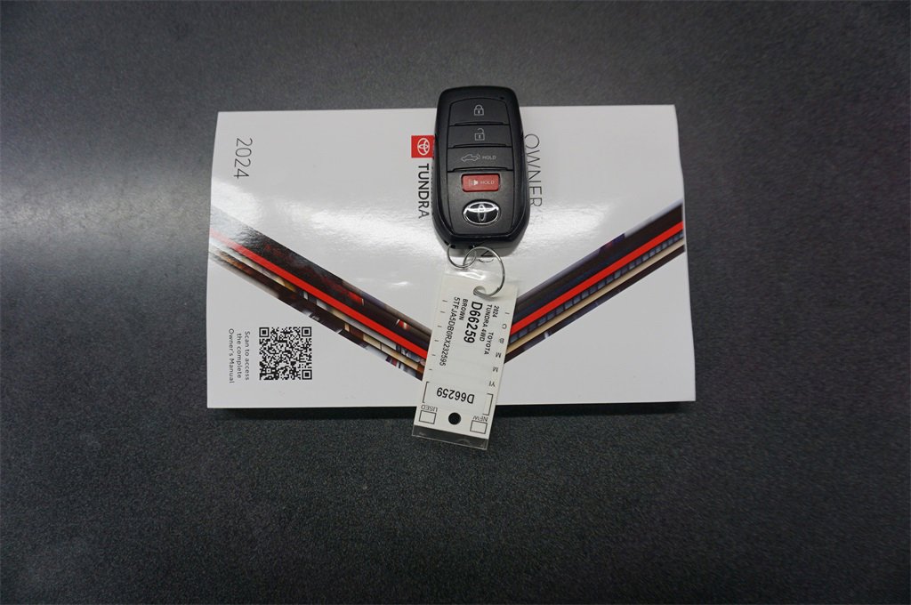 Used 2024 Toyota Tundra Limited image 22