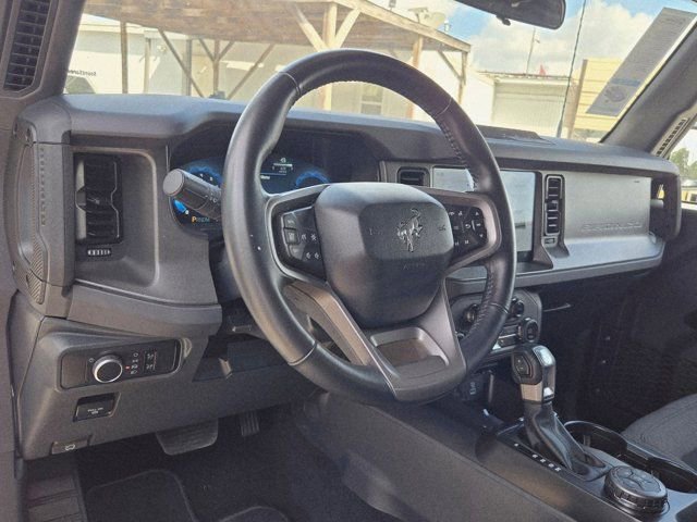 Used 2025 Ford Bronco Big Bend image 15
