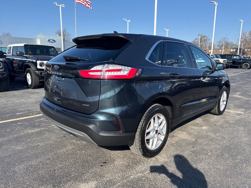 Used 2024 Ford Edge SEL w/ Convenience Package image 7