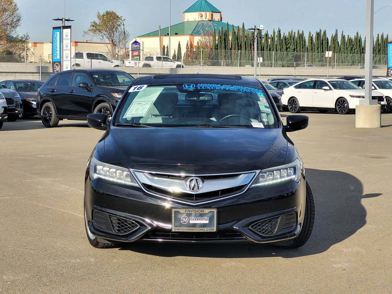 Used 2016 Acura ILX image 2