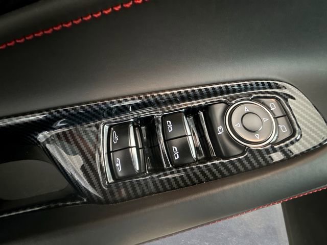 Used 2023 Chevrolet Corvette Stingray Premium Conv w/ Z51 Performance Package image 13