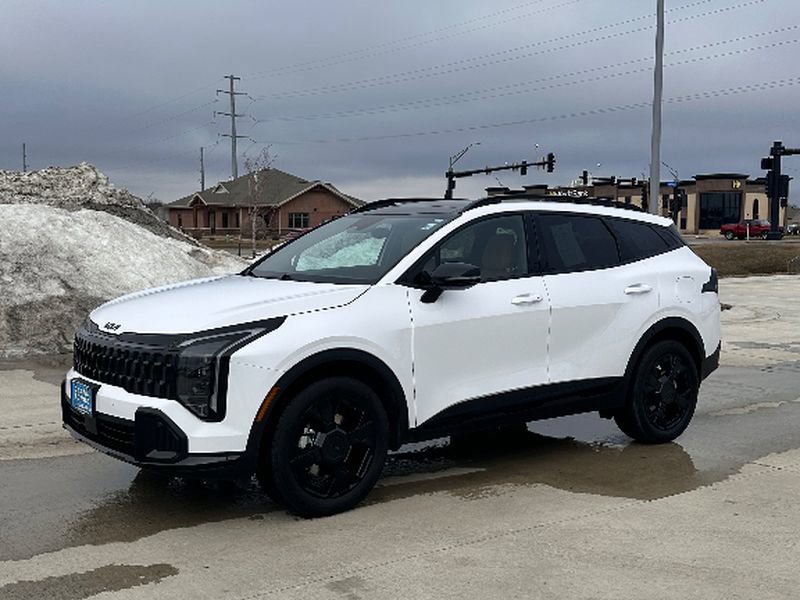 Used 2026 Kia Sportage X-Line w/ X-Line Premium Package image 2