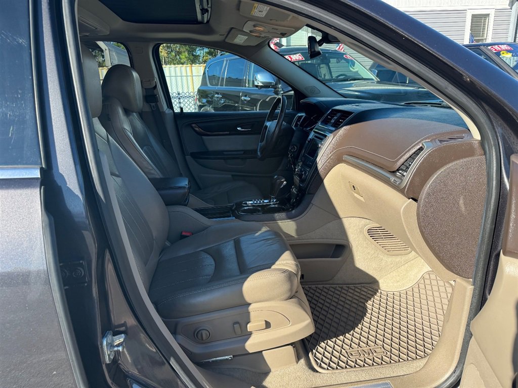 Used 2016 GMC Acadia Denali image 11