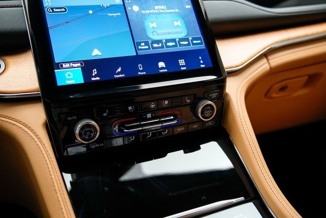 Used 2024 Jeep Grand Cherokee Summit image 22