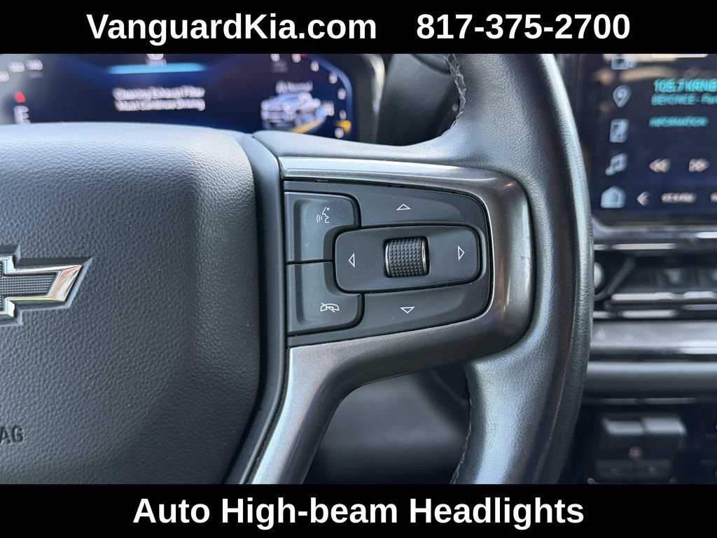 Used 2024 Chevrolet Silverado 2500 ZR2 w/ Technology Package AWD/4WD image 17