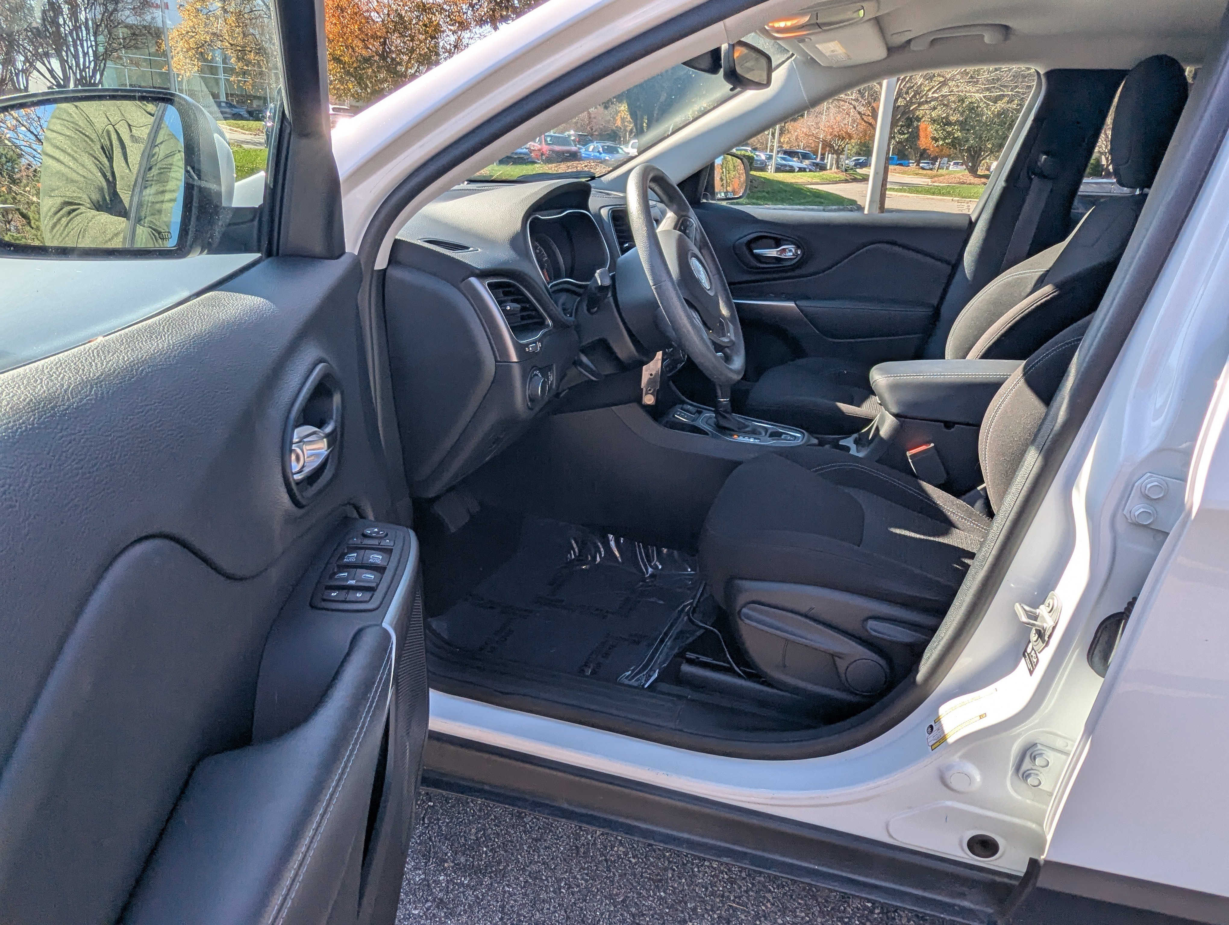 Certified 2021 Jeep Cherokee Latitude image 8