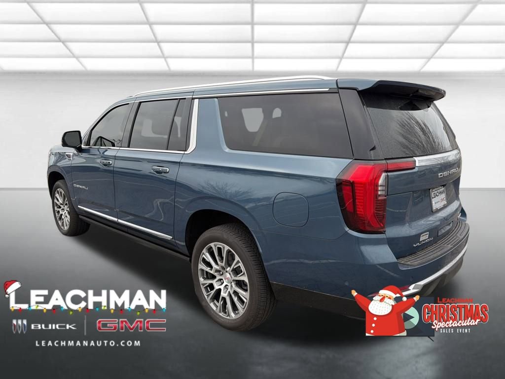 Used 2025 GMC Yukon XL Denali w/ Sun & Power Step Package image 7