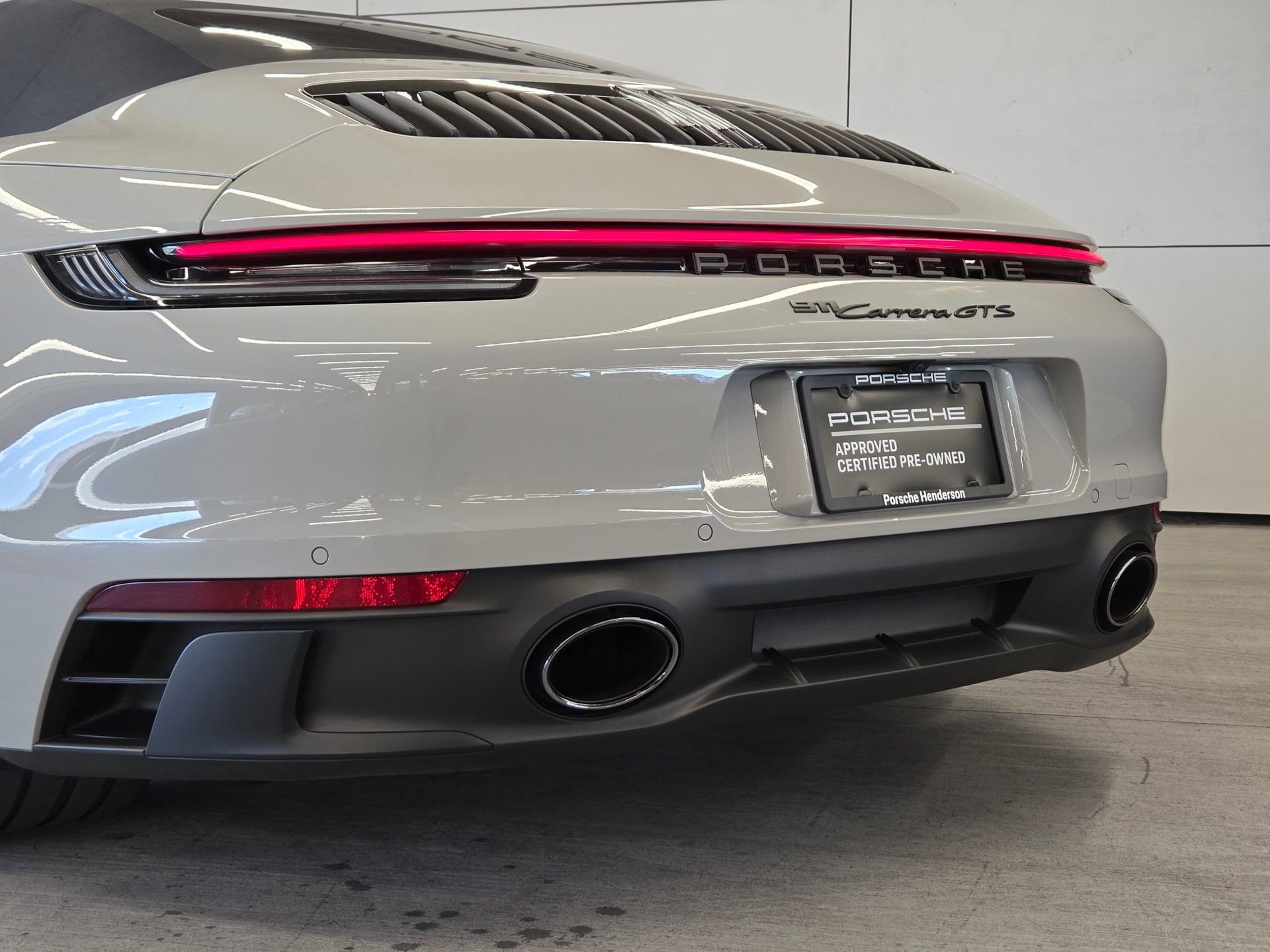 Certified 2022 Porsche 911 Carrera GTS RWD image 8