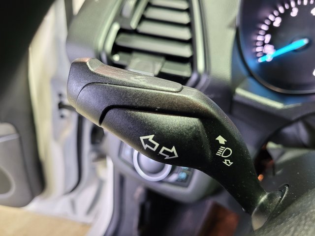 Used 2018 Ford Escape SE w/ SE SYNC Package image 43