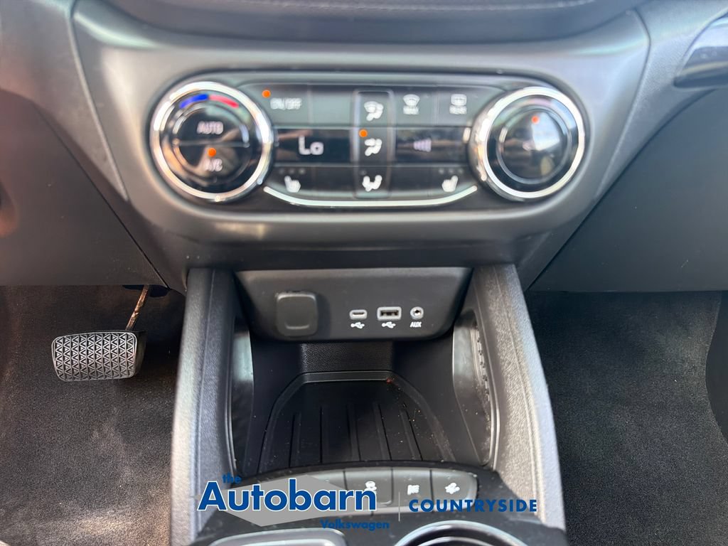 Used 2021 Chevrolet TrailBlazer LT w/ Sun and Liftgate Package FWD image 18