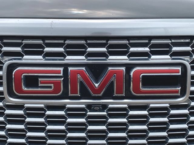 Used 2023 GMC Yukon Denali AWD/4WD image 30