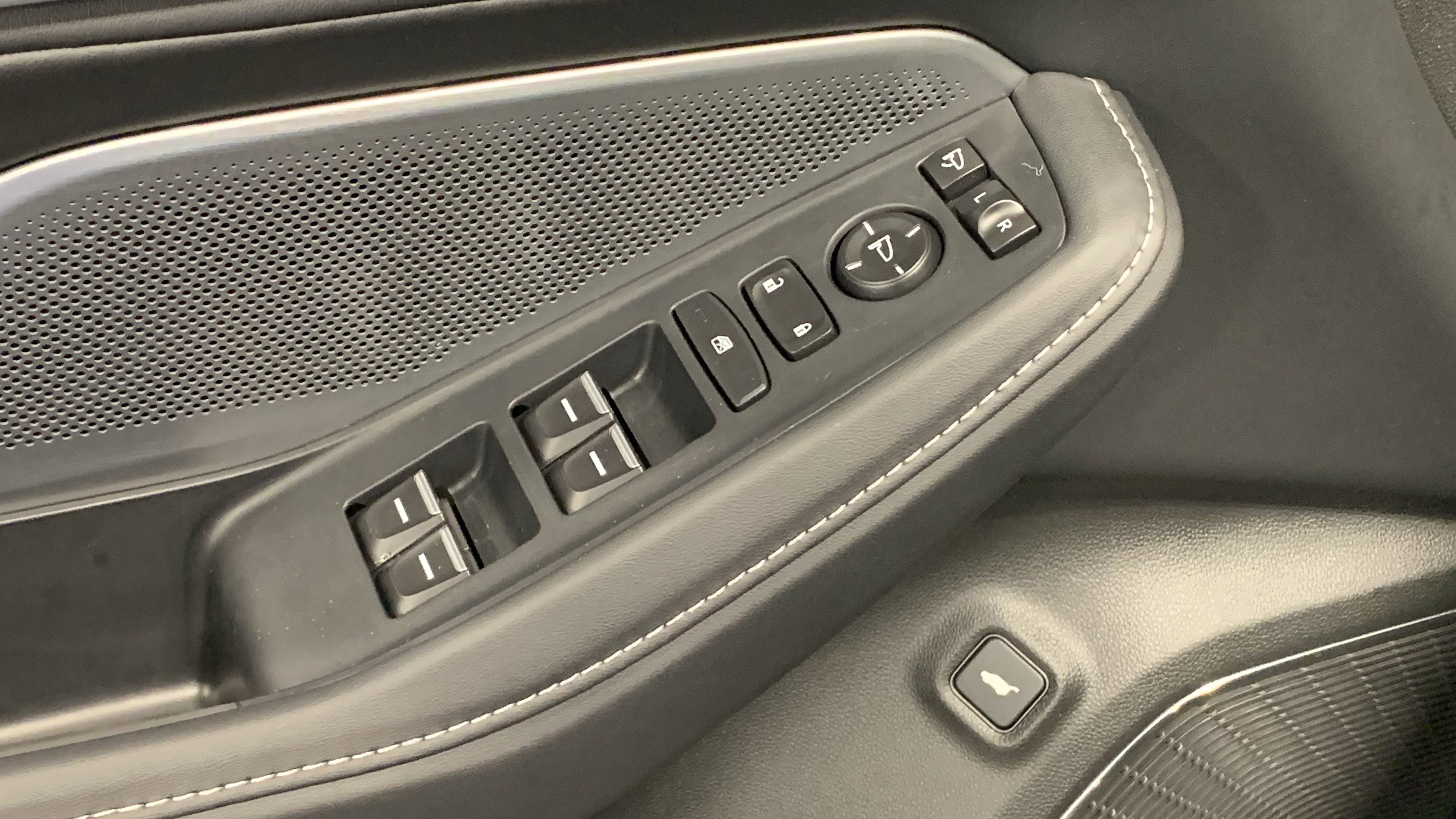 Certified 2026 Acura MDX SH-AWD w/ Technology Package image 20