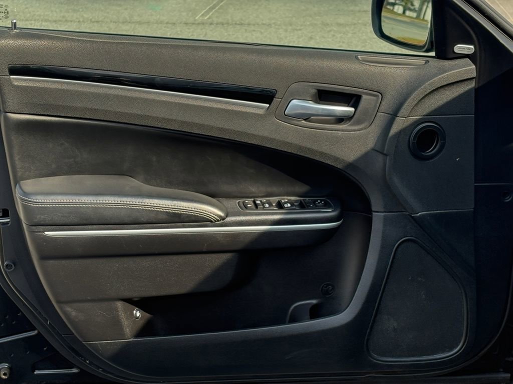 Used 2021 Chrysler 300 S image 12