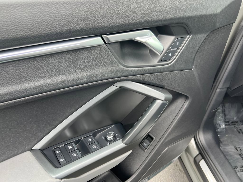 Used 2021 Audi Q3 2.0T Premium Plus AWD/4WD image 13