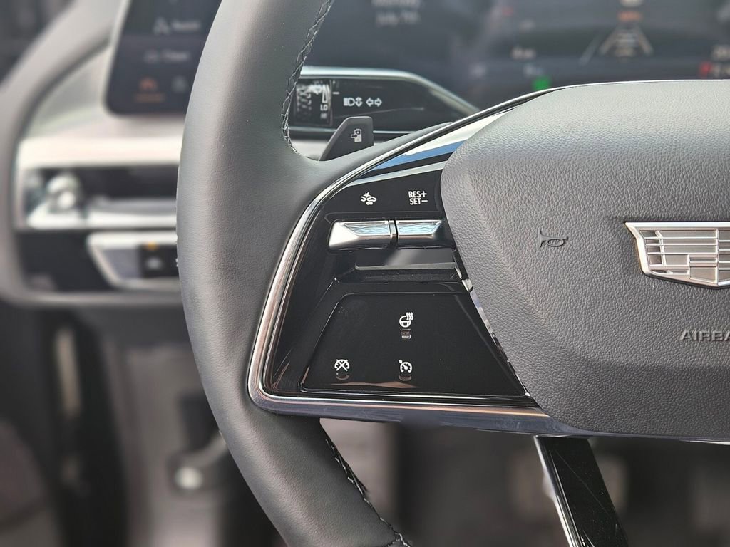 New 2025 Cadillac Lyriq Sport image 27