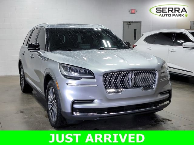 Used 2024 Lincoln Aviator Reserve w/ Equipment Group 201A image 4